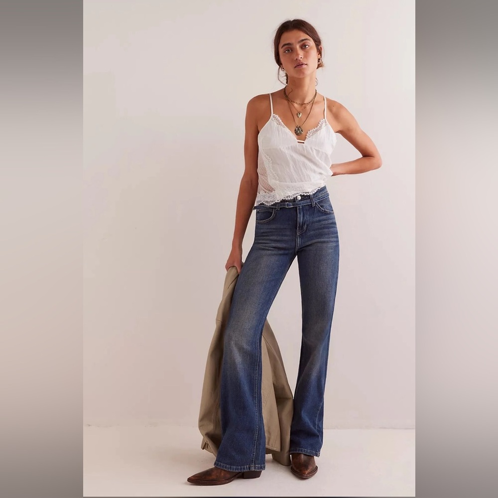 NWT We The Free Sabine Slim Straight Jeans 26